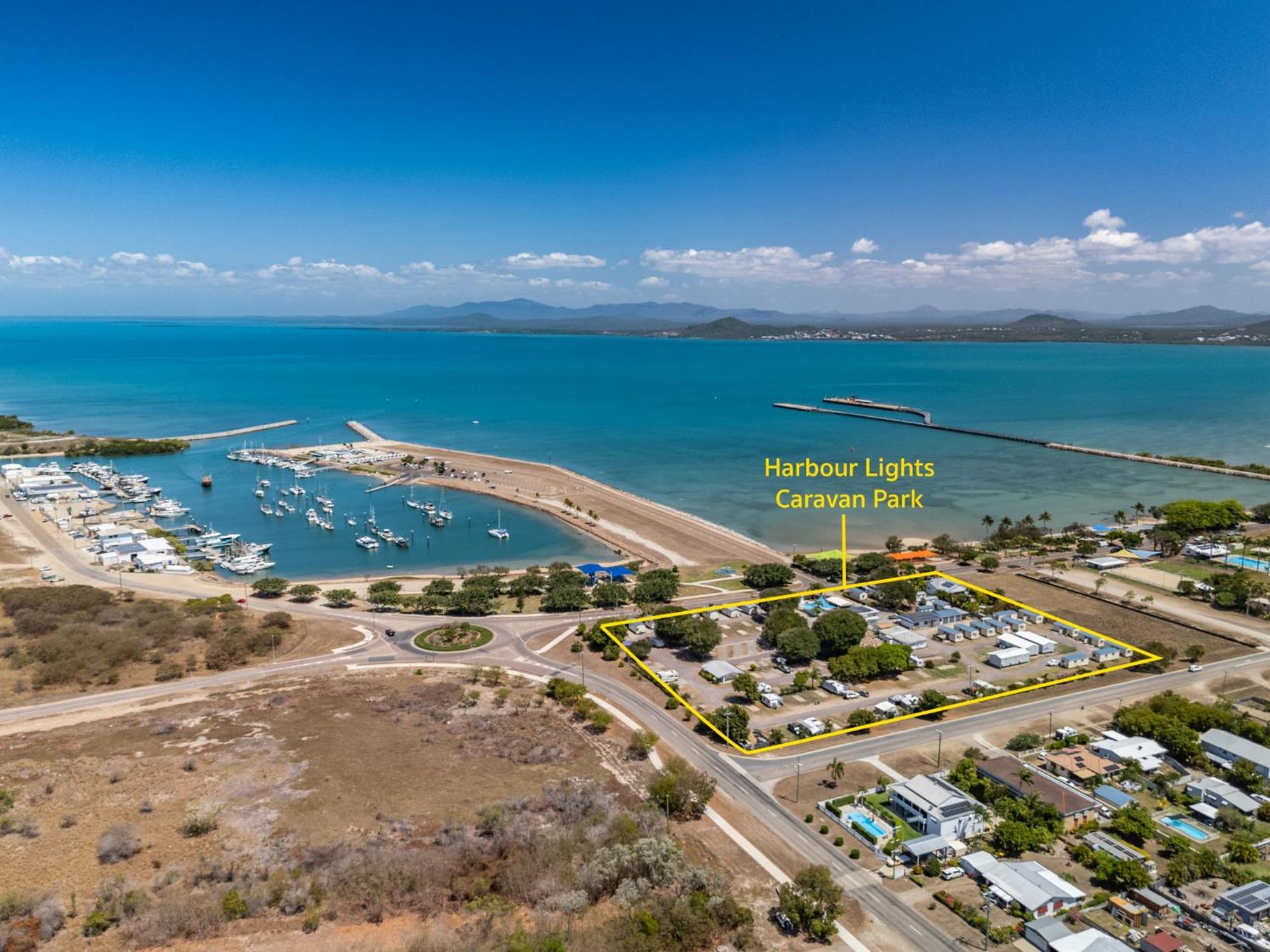 Hotel Harbour Lights Tourist Park Bowen Exterior foto