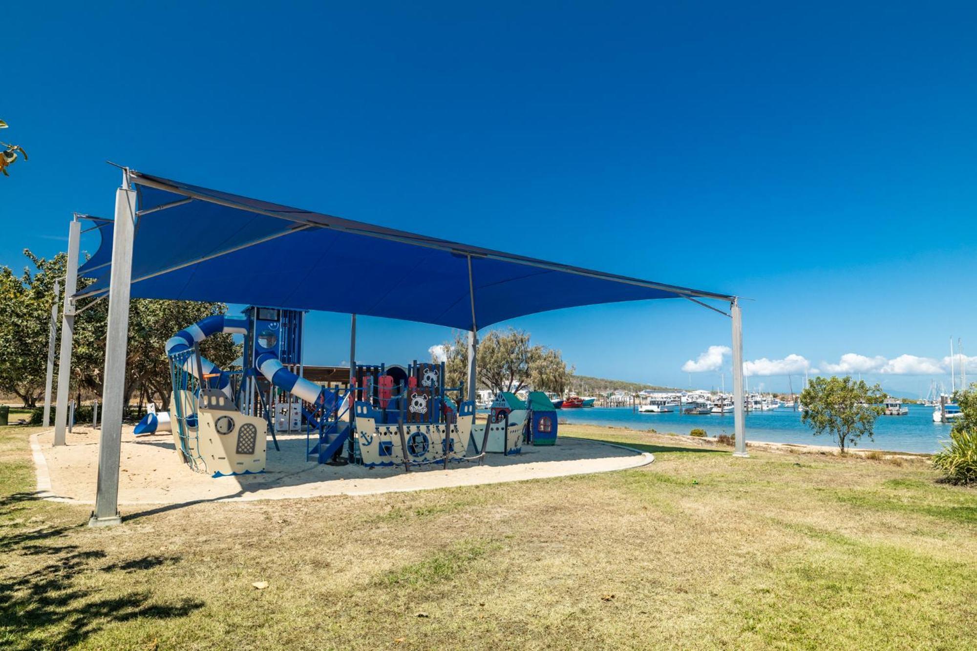 Hotel Harbour Lights Tourist Park Bowen Exterior foto