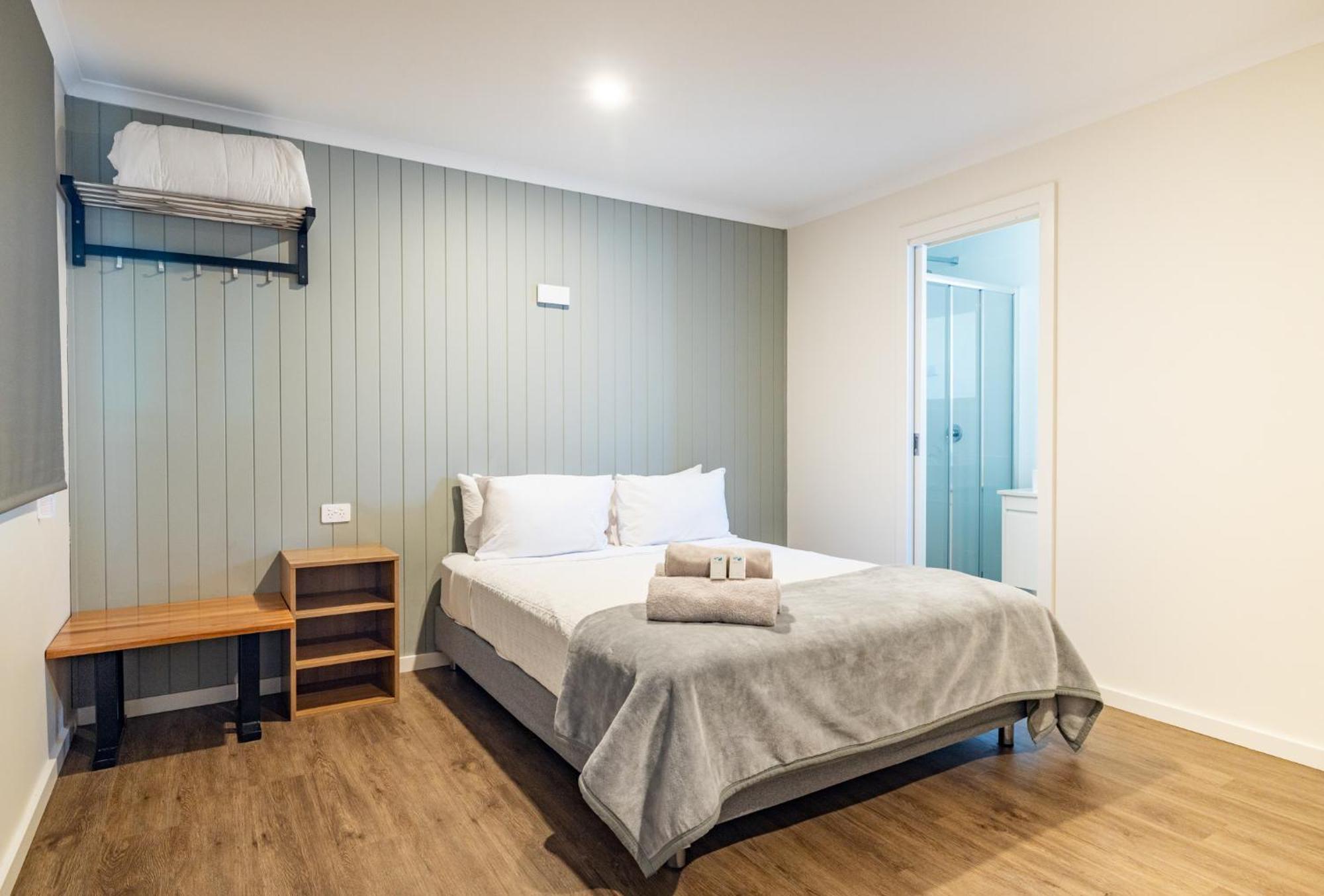Hotel Harbour Lights Tourist Park Bowen Exterior foto