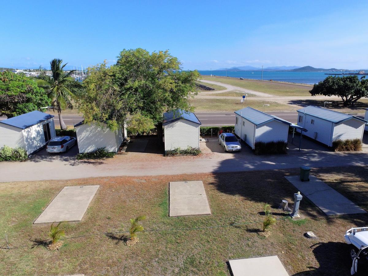 Hotel Harbour Lights Tourist Park Bowen Exterior foto